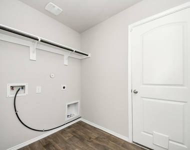16916 Rich Pines Drive - Photo Thumbnail 32