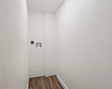 8221 Bigwood Street - Photo Thumbnail 26