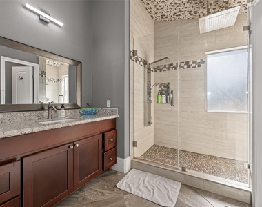 1214 Wesley Drive - Photo Thumbnail 34