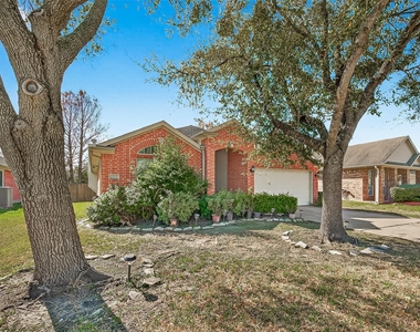 1214 Wesley Drive - Photo Thumbnail 1