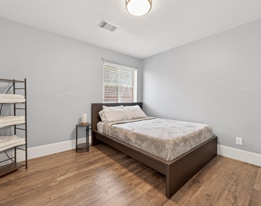 1214 Wesley Drive - Photo Thumbnail 39