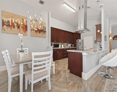 1214 Wesley Drive - Photo Thumbnail 14