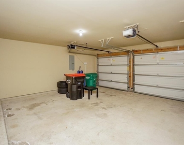 2910 Fair Chase Dr - Photo Thumbnail 20