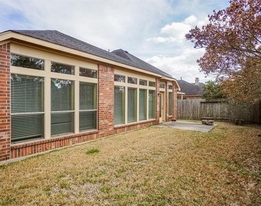 2910 Fair Chase Dr - Photo Thumbnail 21