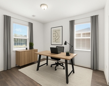 718 Crystal Lakes Drive - Photo Thumbnail 3