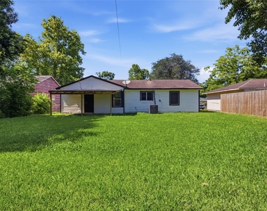 5622 Woodgreen Street - Photo Thumbnail 23