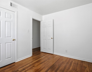 5622 Woodgreen Street - Photo Thumbnail 14