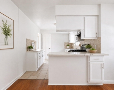5622 Woodgreen Street - Photo Thumbnail 5