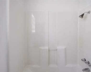 5622 Woodgreen Street - Photo Thumbnail 16