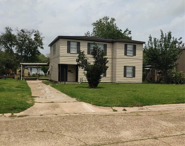 1208 7th Avenue - Photo Thumbnail 1