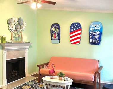 3506 Cove View Boulevard - Photo Thumbnail 2