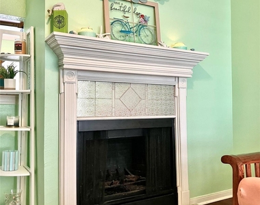 3506 Cove View Boulevard - Photo Thumbnail 12