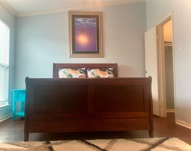 3506 Cove View Boulevard - Photo Thumbnail 2