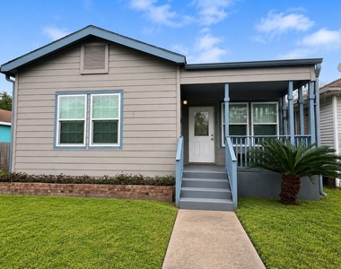 5012 Ave K - Photo Thumbnail 1