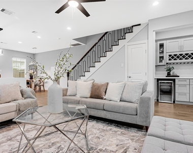 10021 Alfred Lane - Photo Thumbnail 8