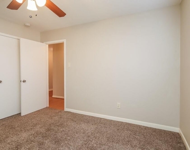 16115 Purpleridge Court - Photo Thumbnail 11