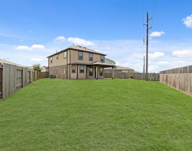 5266 Tall Tower Street - Photo Thumbnail 22