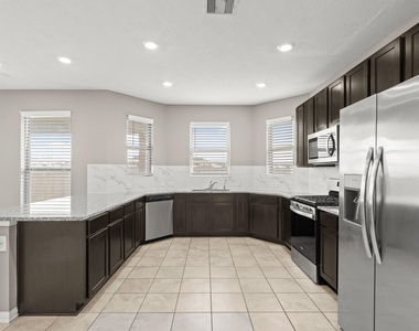 5266 Tall Tower Street - Photo Thumbnail 12