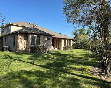 101 E Silverwood Ranch Estate - Photo Thumbnail 42