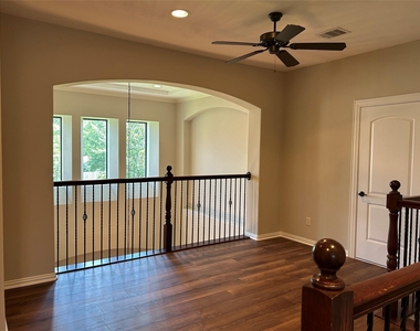 101 E Silverwood Ranch Estate - Photo Thumbnail 25