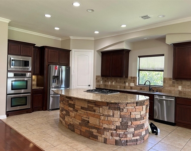 101 E Silverwood Ranch Estate - Photo Thumbnail 41