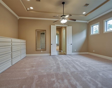 101 E Silverwood Ranch Estate - Photo Thumbnail 18