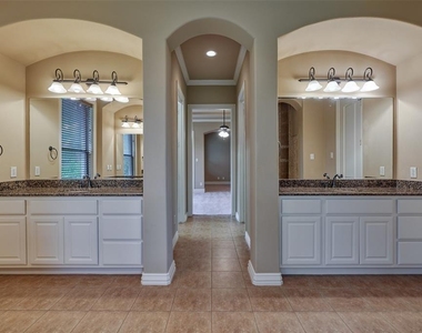 101 E Silverwood Ranch Estate - Photo Thumbnail 21