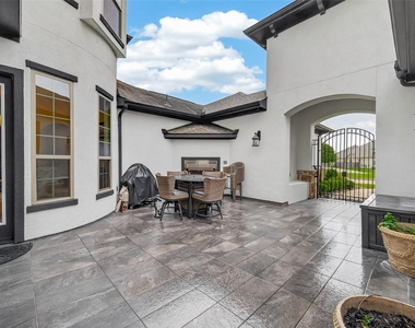 2515 Avon Gate Court - Photo Thumbnail 46