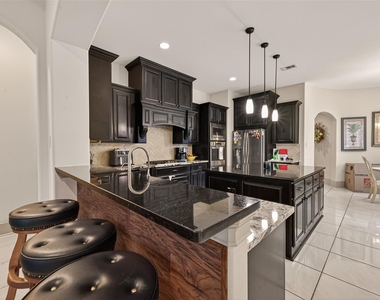 2515 Avon Gate Court - Photo Thumbnail 13