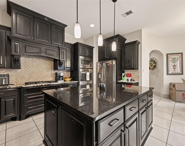 2515 Avon Gate Court - Photo Thumbnail 14