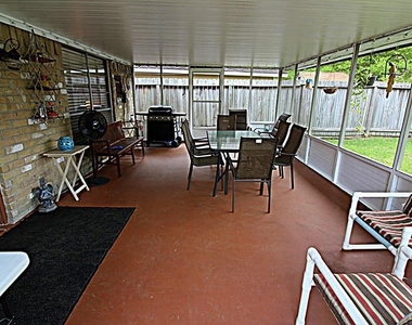 13723 Pepper Knoll Drive - Photo Thumbnail 15