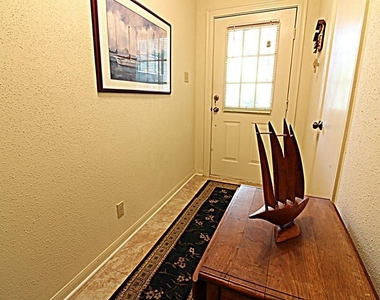 13723 Pepper Knoll Drive - Photo Thumbnail 16