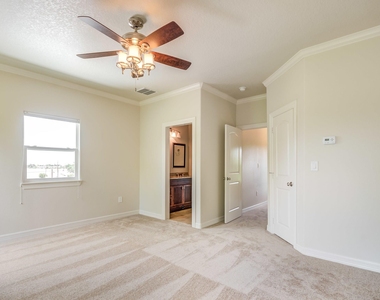 1009 Bryan Avenue - Photo Thumbnail 23