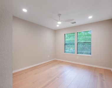 54 Douvaine Ct - Photo Thumbnail 30