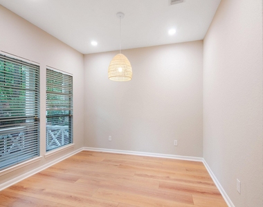 54 Douvaine Ct - Photo Thumbnail 12