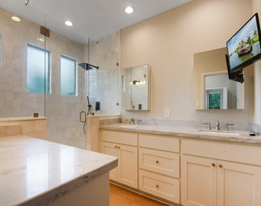 54 Douvaine Ct - Photo Thumbnail 21
