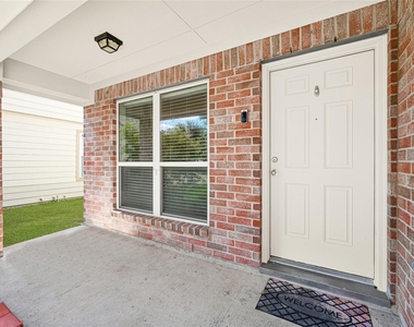 3219 Zephyr Glen Way - Photo Thumbnail 2