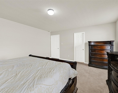 3219 Zephyr Glen Way - Photo Thumbnail 13