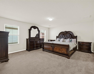 3219 Zephyr Glen Way - Photo Thumbnail 12