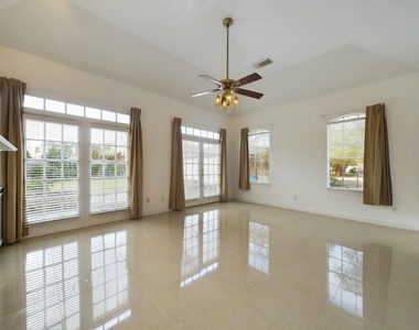 5627 Winsome Lane - Photo Thumbnail 8