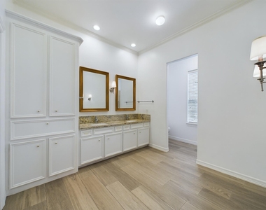 5627 Winsome Lane - Photo Thumbnail 22