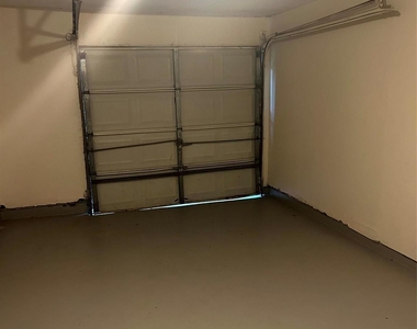 5718 Mackinaw Street - Photo Thumbnail 4