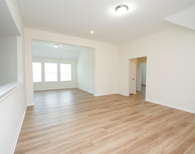 26806 Skylark Bluff Trail - Photo Thumbnail 32