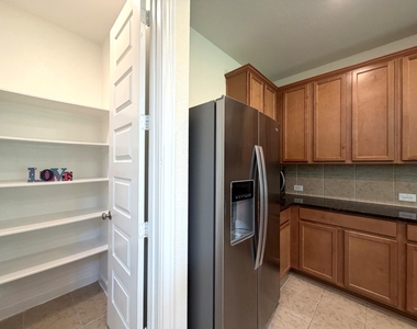 26806 Skylark Bluff Trail - Photo Thumbnail 15