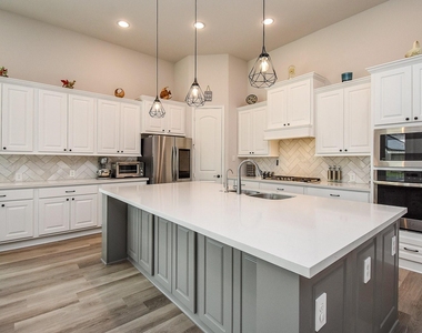 28903 Creekside Bend Drive - Photo Thumbnail 12