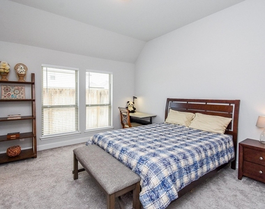 28903 Creekside Bend Drive - Photo Thumbnail 26