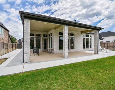28903 Creekside Bend Drive - Photo Thumbnail 31
