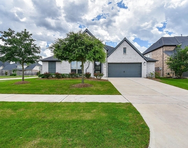 28903 Creekside Bend Drive - Photo Thumbnail 1