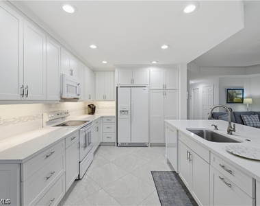 25248 Pelican Creek Circle - Photo Thumbnail 4