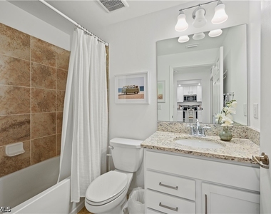 43021 Greenway Boulevard - Photo Thumbnail 16